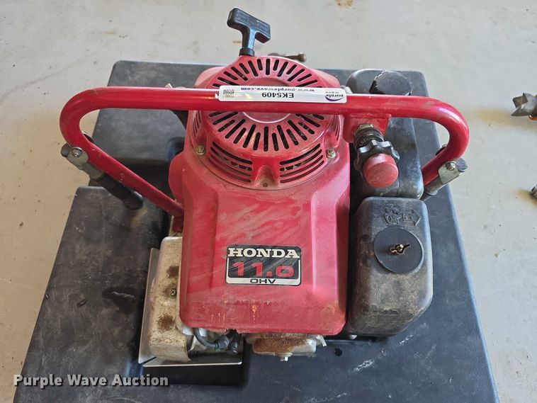 image for item EK5409 CET floating water pump