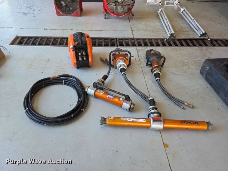 image for item EK5410 Holmatro jaws of life rescue tool