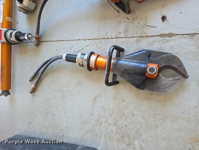 image for item EK5410 Holmatro jaws of life rescue tool