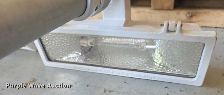 image for item EK5415 (2) Akron telescopic truck lights