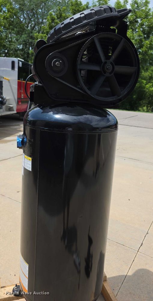 image for item EK5416 Master force 2072404 air compressor