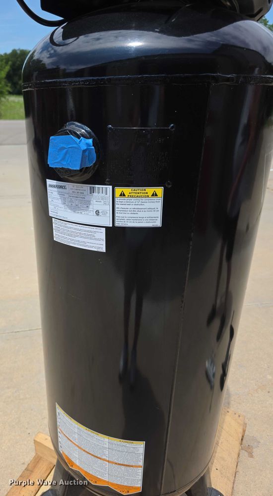 image for item EK5416 Master force 2072404 air compressor