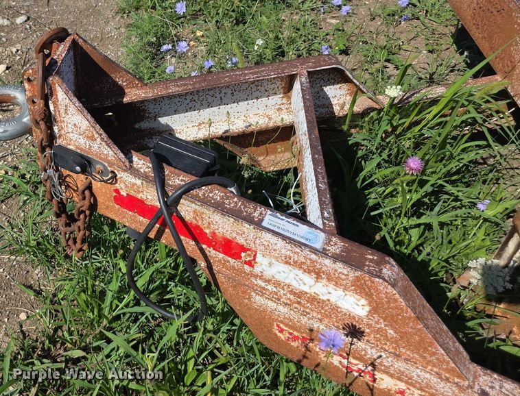 image for item EK5428 2000 Kodiak equipment trailer