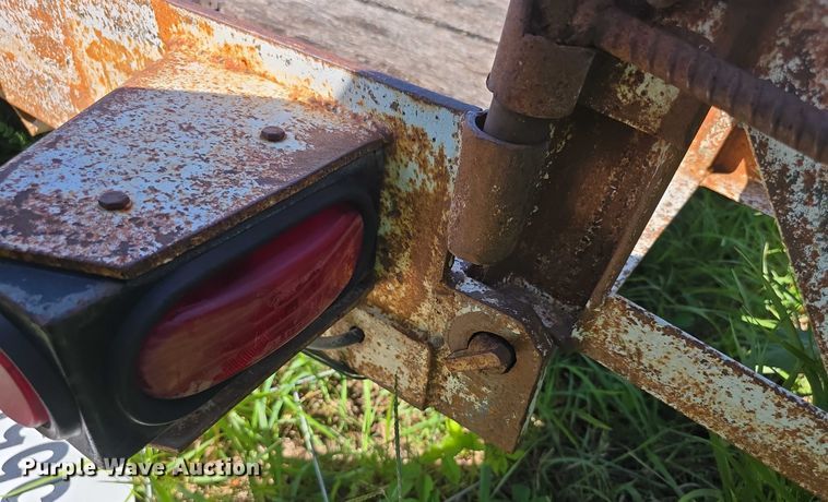 image for item EK5428 2000 Kodiak equipment trailer