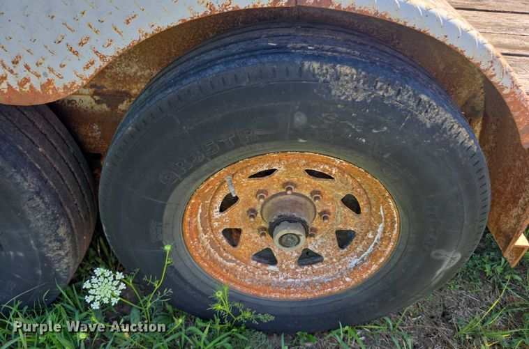 image for item EK5428 2000 Kodiak equipment trailer