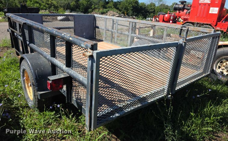 image for item EK5429 1999 Texas Bragg utility trailer