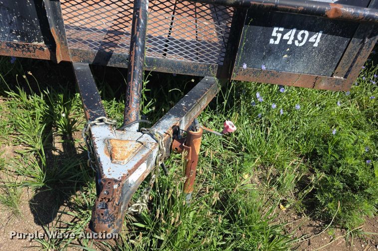 image for item EK5429 1999 Texas Bragg utility trailer