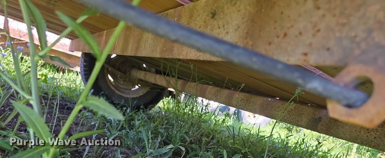 image for item EK5429 1999 Texas Bragg utility trailer