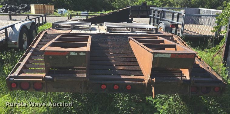 image for item EK5430 2008 PJ Deckover equipment trailer