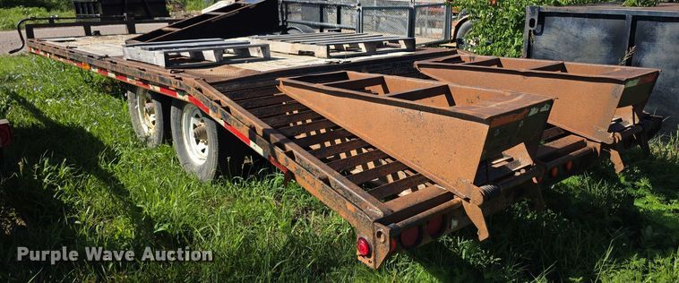 image for item EK5430 2008 PJ Deckover equipment trailer