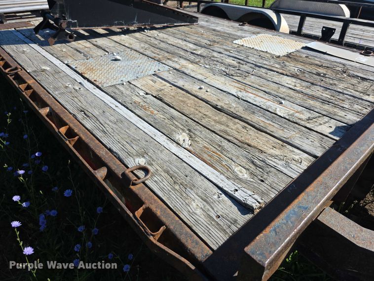 image for item EK5430 2008 PJ Deckover equipment trailer