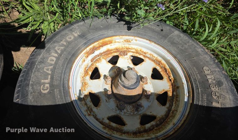 image for item EK5430 2008 PJ Deckover equipment trailer