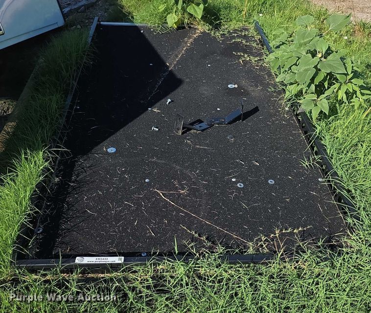 image for item EK5433 Pickup truck bed slide outs