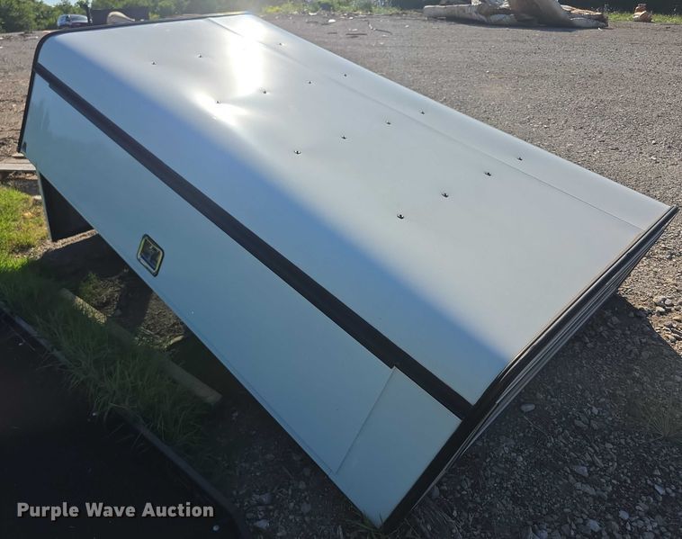 image for item EK5434 Leer bed topper