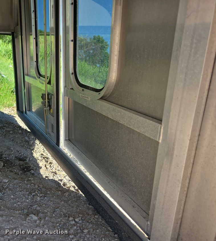 image for item EK5434 Leer bed topper