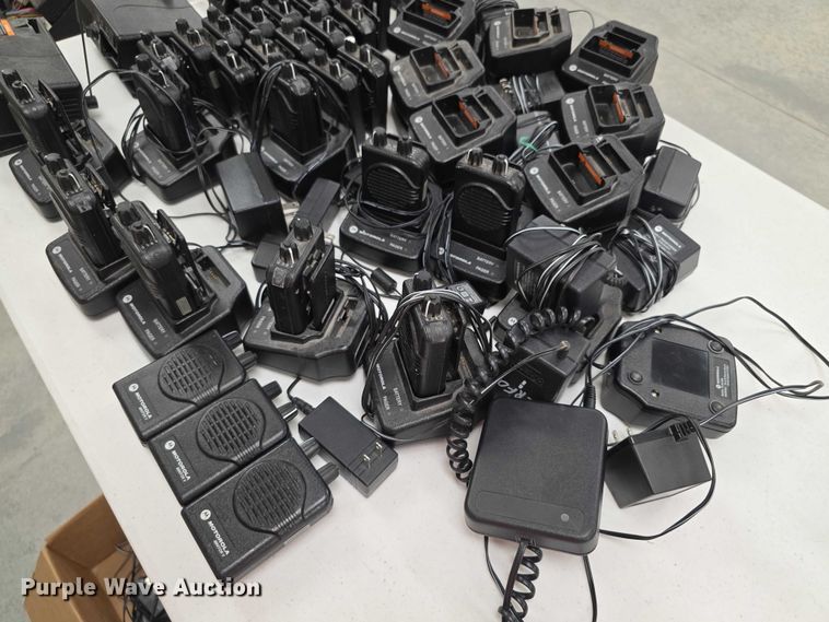 image for item EK5454 Radios