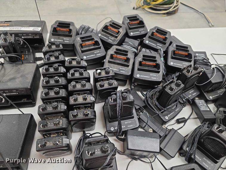 image for item EK5454 Radios