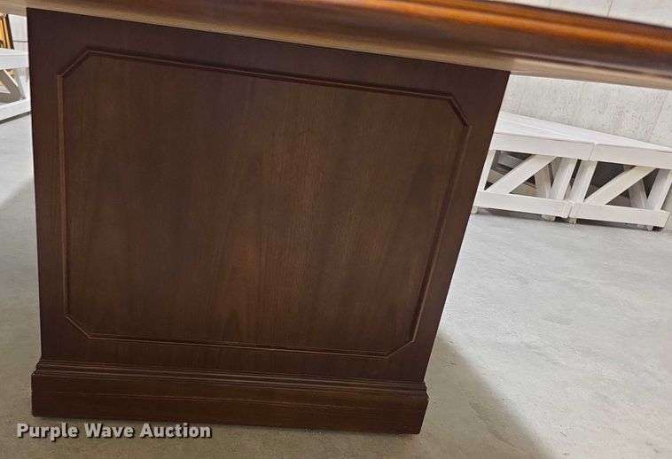 image for item EK5462 Table