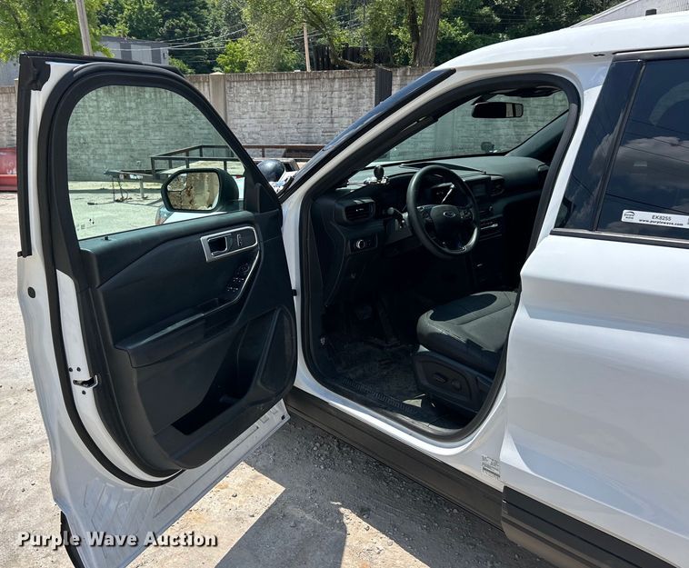 image for item EK8255 2020 Ford Explorer Police Interceptor SUV