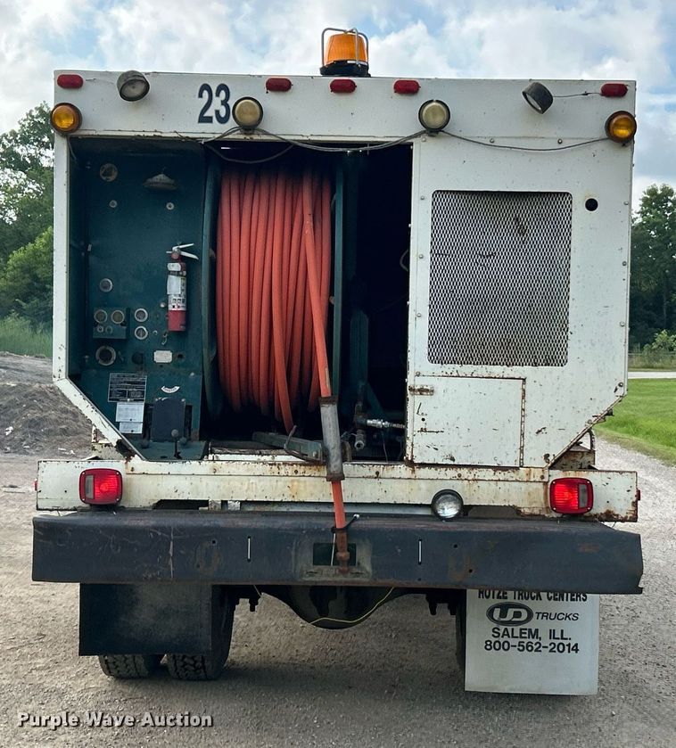 image for item EK8263 1978 Ford 800 sewer jetter truck