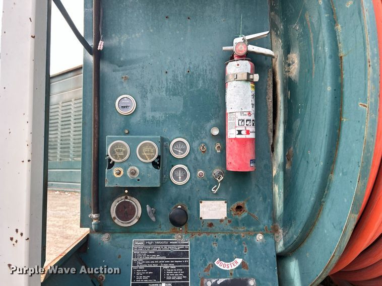 image for item EK8263 1978 Ford 800 sewer jetter truck