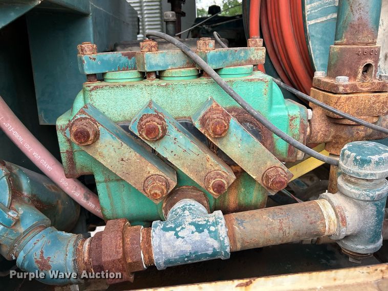 image for item EK8263 1978 Ford 800 sewer jetter truck