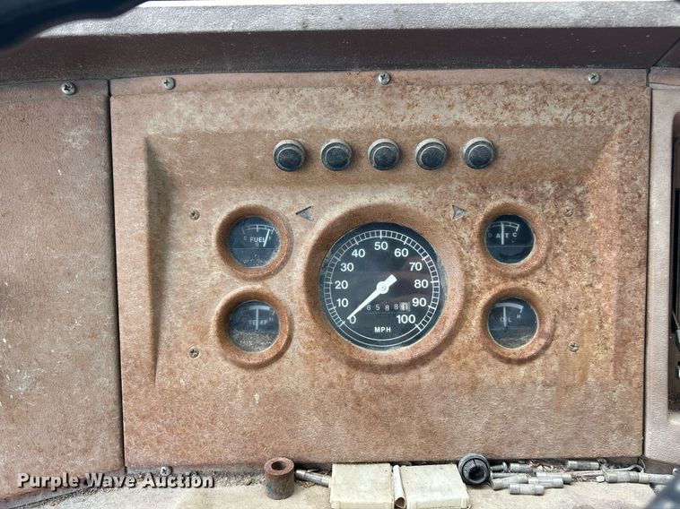 image for item EK8263 1978 Ford 800 sewer jetter truck