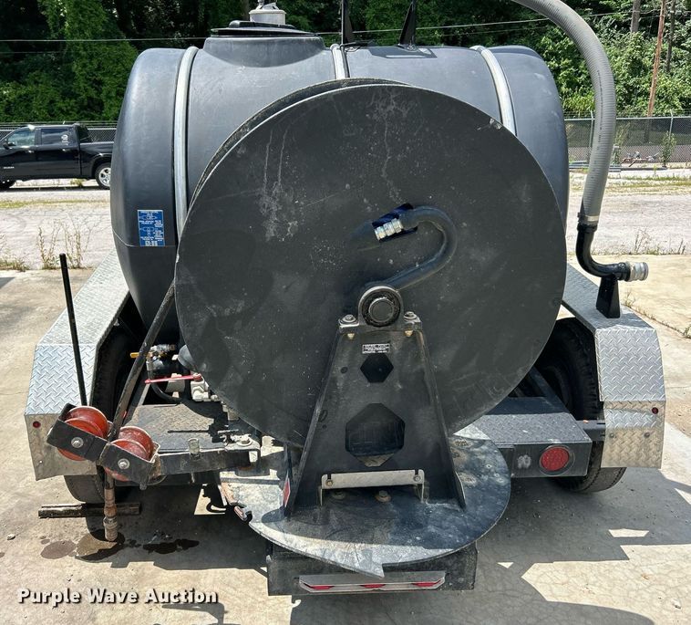 image for item EK8265 2014 Pipehunter 700 sewer jetter trailer
