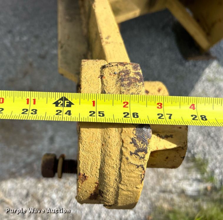 image for item EK8323 Balderson BV11 snow plow