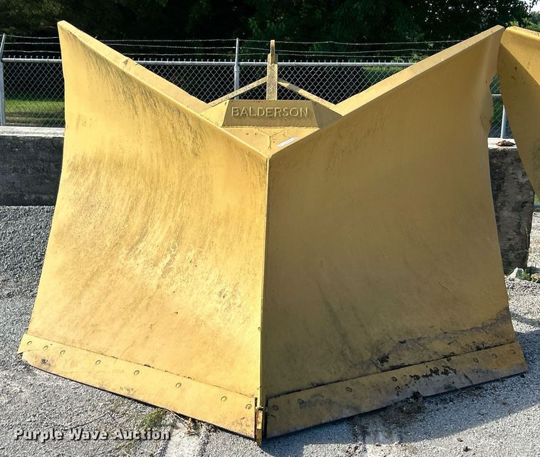 image for item EK8324 Balderson BVS9-90 snow plow