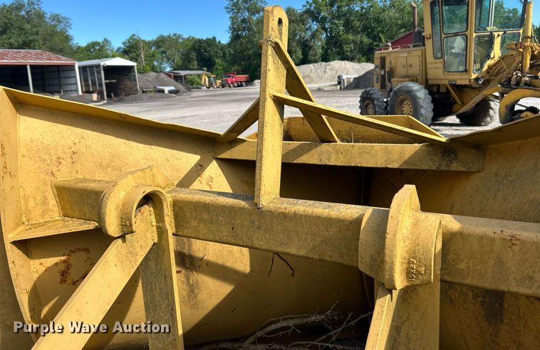 image for item EK8324 Balderson BVS9-90 snow plow