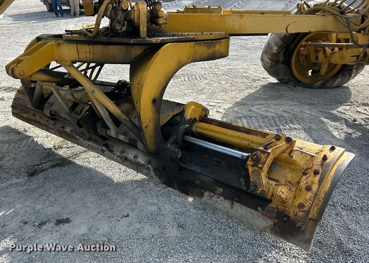 image for item EK8325 1991 Caterpiller 140G motor grader