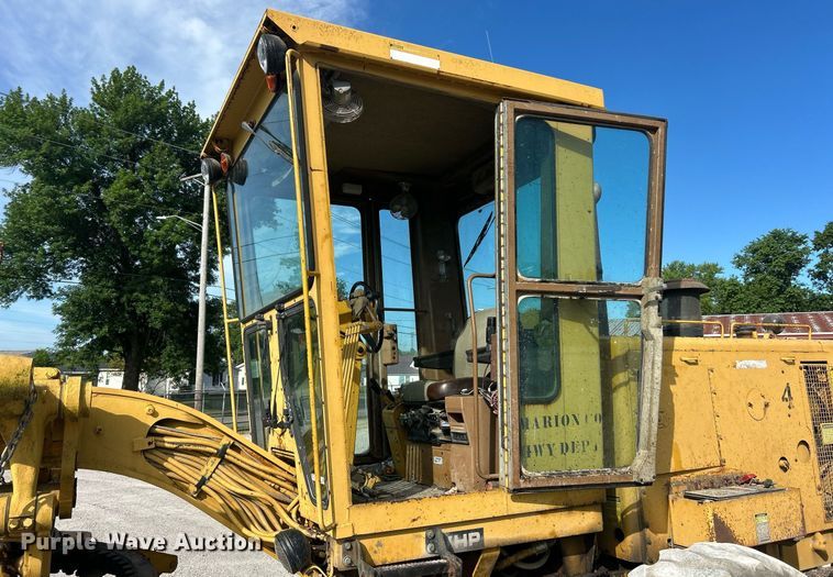 image for item EK8325 1991 Caterpiller 140G motor grader