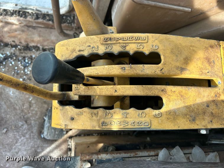 image for item EK8325 1991 Caterpiller 140G motor grader