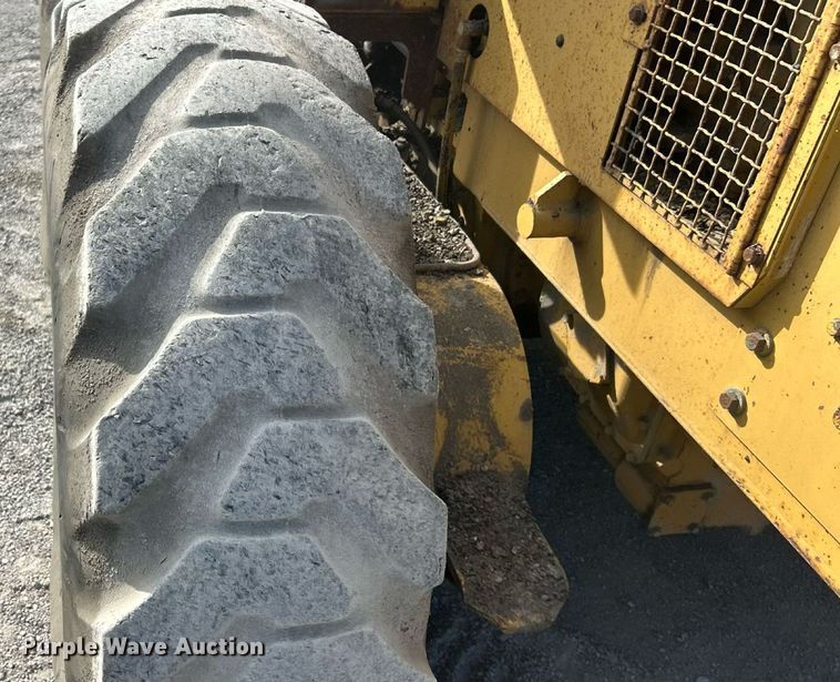 image for item EK8325 1991 Caterpiller 140G motor grader