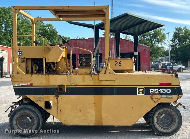 image for item EK8326 1987 Caterpiller PS-130 pneumatic roller