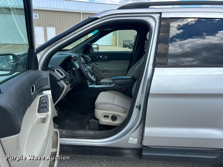 image for item EK8327 2012 Ford Explorer SUV