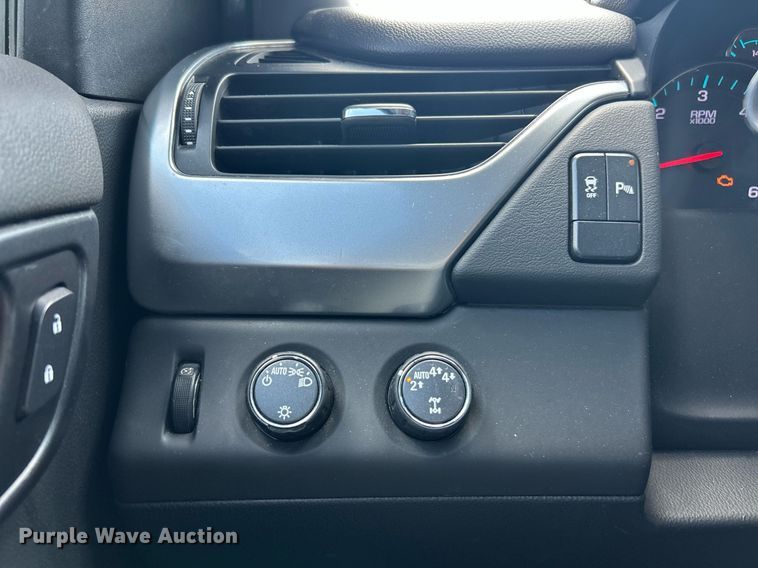 image for item EK8329 2020 Chevrolet Tahoe Police SUV