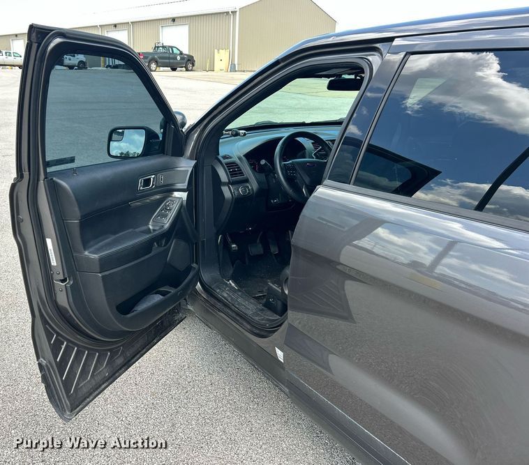 image for item EK8330 2017 Ford Explorer Police Interceptor SUV