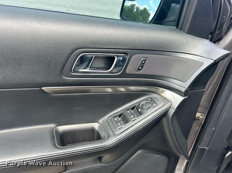 image for item EK8330 2017 Ford Explorer Police Interceptor SUV