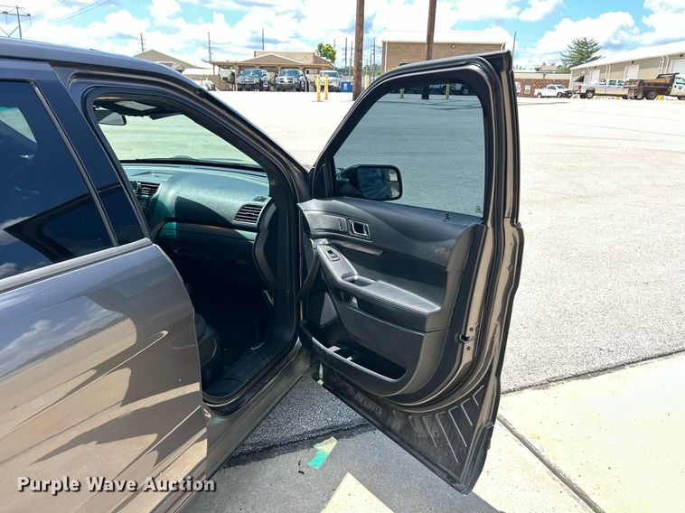 image for item EK8330 2017 Ford Explorer Police Interceptor SUV