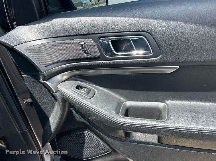 image for item EK8330 2017 Ford Explorer Police Interceptor SUV