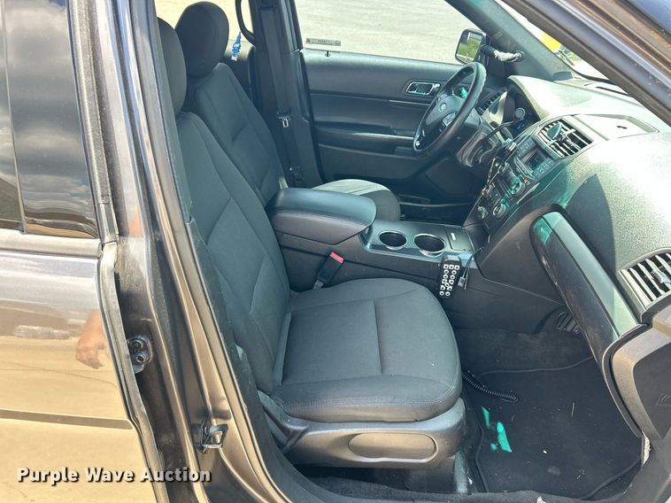 image for item EK8330 2017 Ford Explorer Police Interceptor SUV