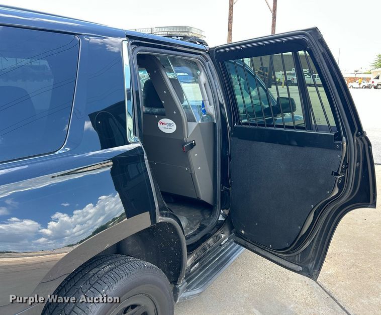 image for item EK8331 2020 Chevrolet Tahoe Police SUV