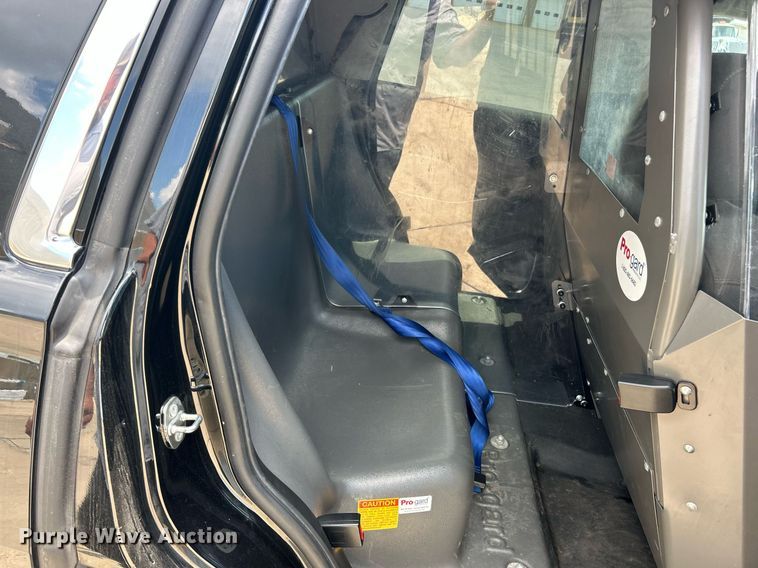 image for item EK8331 2020 Chevrolet Tahoe Police SUV