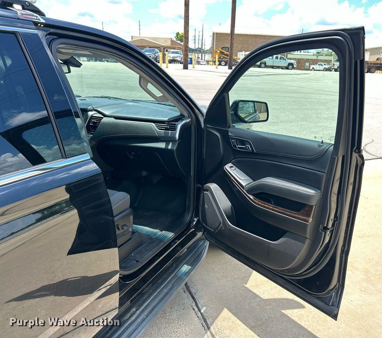 image for item EK8331 2020 Chevrolet Tahoe Police SUV