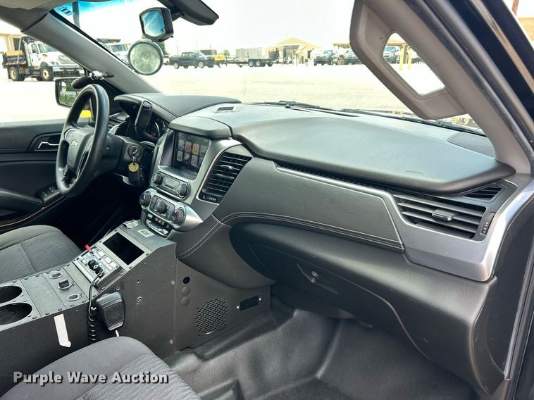 image for item EK8331 2020 Chevrolet Tahoe Police SUV
