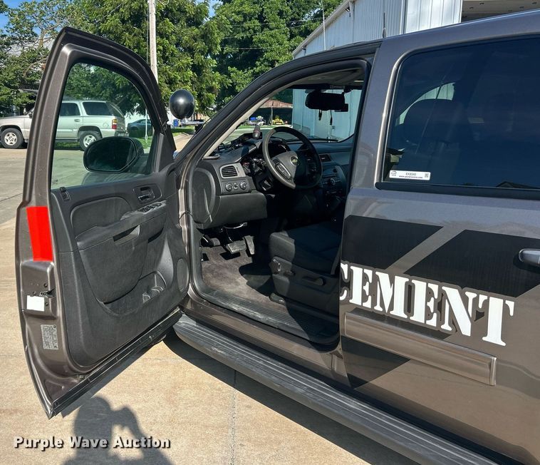 image for item EK8340 2014 Chevrolet Tahoe Police  SUV