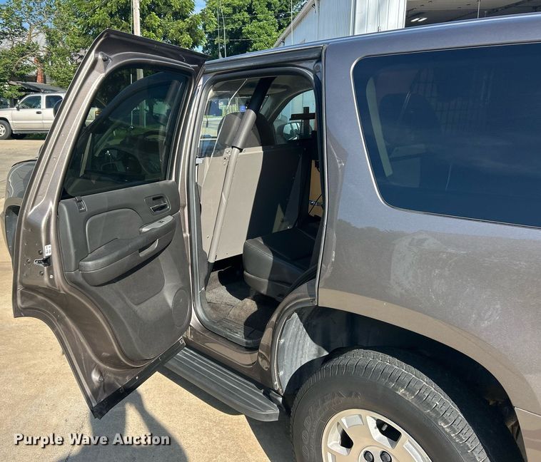 image for item EK8340 2014 Chevrolet Tahoe Police  SUV