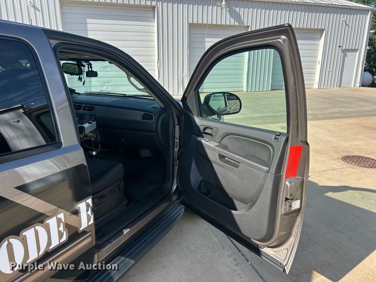 image for item EK8340 2014 Chevrolet Tahoe Police  SUV